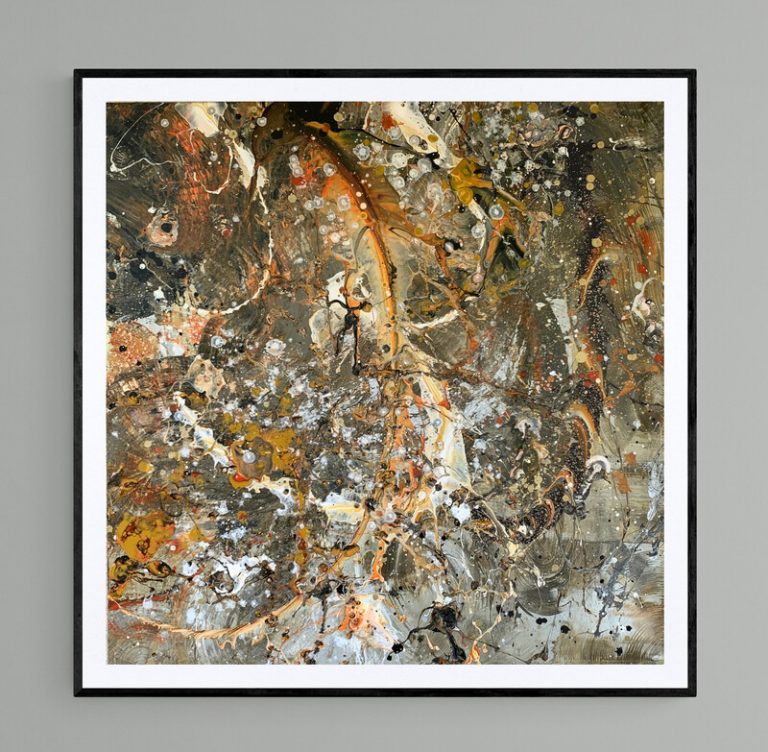 Silver Flame gerahmt